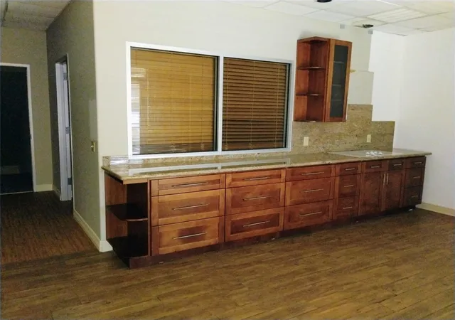 13th image of 9788 Clarewood Dr #106, Houston, TX 77036 | MLS# 25314452