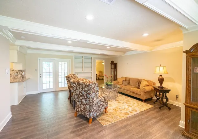 5th image of 5105 Apple Springs Dr, Pearland, TX 77584 | MLS# 19021356