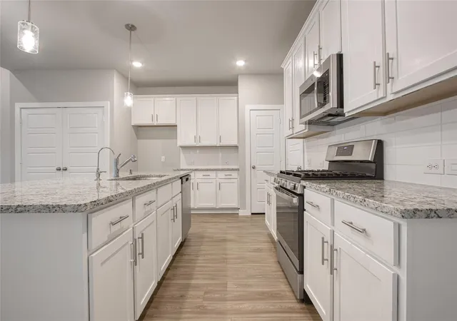 5th image of 3327 Trail View Dr, Rosenberg, TX 77471 | MLS# 83081527