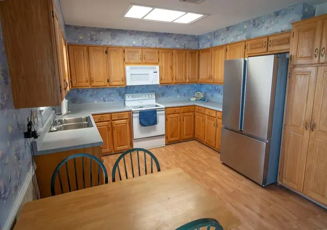 5th image of 1304 County Road 202, Bay City, TX 77414 | MLS# 2462165