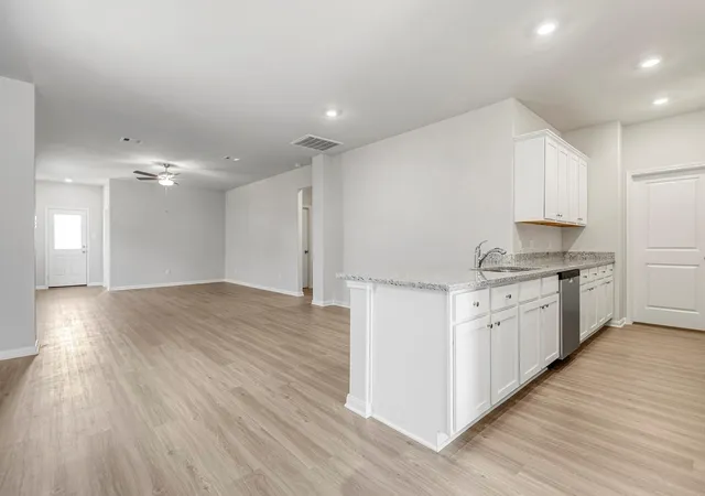 Photo 3 of Sale Pending at 8025 Vanilla Orchid Dr, Houston, TX 77016 | MLS# 97928421 | Listing updated on 2026-09-09