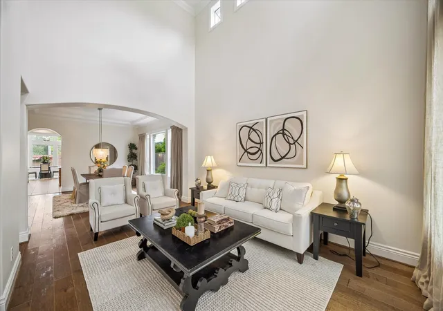 5th image of 5230 Turning Leaf Ln, Sugar Land, TX 77479 | MLS# 61624588