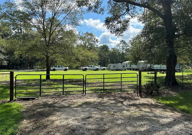 Photo 1 of Sale Pending at 21105 Petty Walker Rd, Conroe, TX 77306 | MLS# 27304679 | Listing updated on 2026-04-06