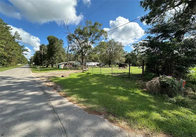 Photo 3 of Sale Pending at 21105 Petty Walker Rd, Conroe, TX 77306 | MLS# 27304679 | Listing updated on 2026-04-06
