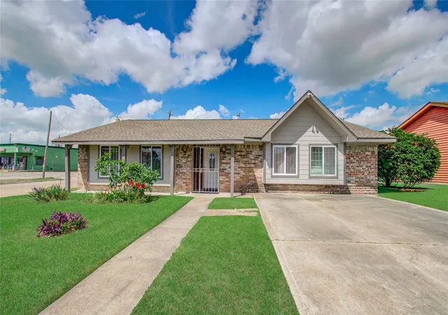 1st image of 930 Centerwood Dr, Houston, TX 77013 | MLS# 95660480