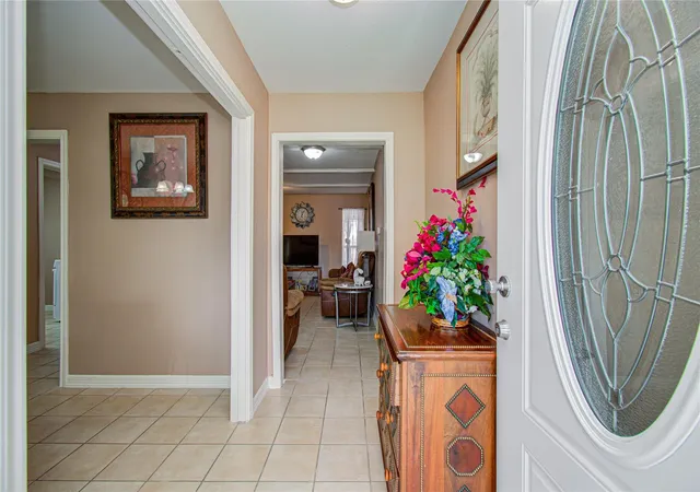 3rd image of 930 Centerwood Dr, Houston, TX 77013 | MLS# 95660480