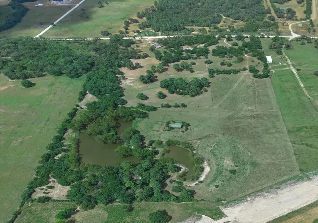 4th image of 0 Tbd Davis Rd, Huntsville, TX 77320 | MLS# 8256748