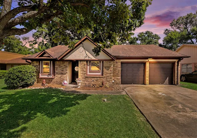 1st image of 9911 El Chaco St, Baytown, TX 77521 | MLS# 96722903