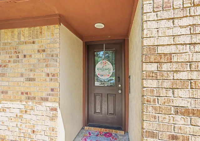 Photo 4 of Single family home for sale at 9911 El Chaco St, Baytown, TX 77521 | MLS# 96722903 | Listing updated on 2026-10-21
