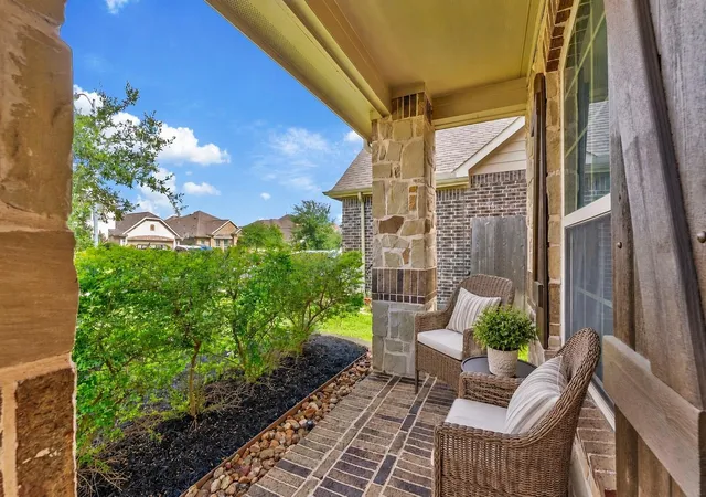 Photo 4 of Single family home for sale at 25314 Auburn Bnd Dr, Spring, TX 77389 | MLS# 12020914 | Listing updated on 2026-09-06