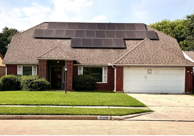 Photo 1 of Single family home for sale at 9114 Smokehollow Dr, Houston, TX 77064 | MLS# 54885397 | Listing updated on 2026-09-08
