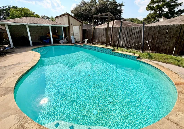 Photo 4 of Single family home for sale at 9114 Smokehollow Dr, Houston, TX 77064 | MLS# 54885397 | Listing updated on 2026-09-08