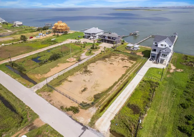 Photo 1 of Land for sale at 11142 Sportsman Rd, Galveston, TX 77554 | MLS# 18007794 | Listing updated on 2026-09-06