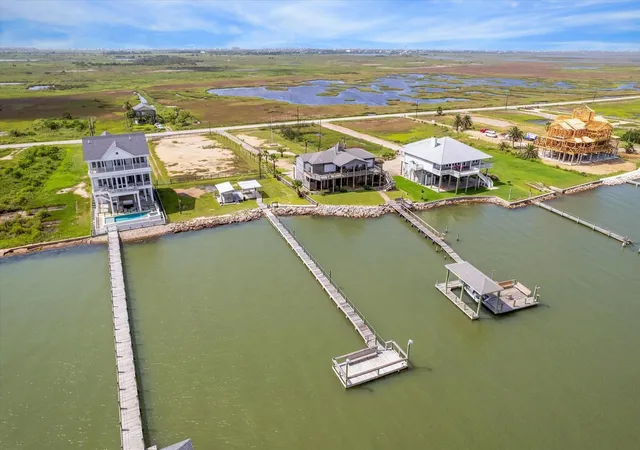 Photo 3 of Land for sale at 11142 Sportsman Rd, Galveston, TX 77554 | MLS# 18007794 | Listing updated on 2026-09-06