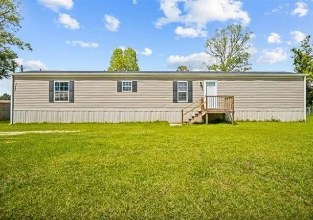 Homes for sale in Buna, TX | 33847 Us Hwy 96 S, Buna, TX 77612 | MLS# 72819267