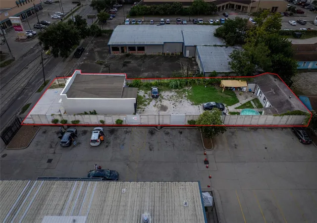 2nd image of 7016 Harrisburg Blvd, Houston, TX 77011 | MLS# 36340297