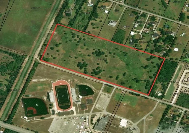 Photo 1 of Land for sale at 000 Maple St, Santa Fe, TX 77517 | MLS# 62582618 | Listing updated on 2026-07-08