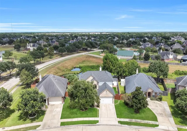 Photo 2 of Sale Pending at 7307 Still Hvn Dr, Richmond, TX 77407 | MLS# 13813644 | Listing updated on 2026-09-07