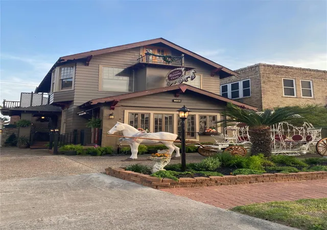 Photo 1 of Single family home for sale at 715 Broadway St, Galveston, TX 77550 | MLS# 78146994 | Listing updated on 2026-08-07