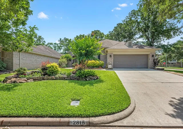 Photo 3 of Single family home for sale at 2815 Halton, Kingwood, TX 77345 | MLS# 17438547 | Listing updated on 2026-08-27