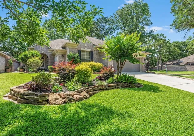 Photo 3 of Single family home for sale at 2815 Halton, Kingwood, TX 77345 | MLS# 17438547 | Listing updated on 2026-08-27