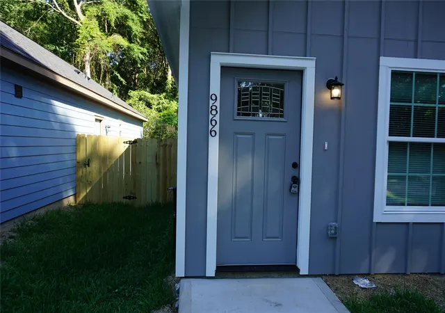Photo 2 of Single family home for sale at 10002 Calendar St, Willis, TX 77318 | MLS# 76554220 | Listing updated on 2026-07-15