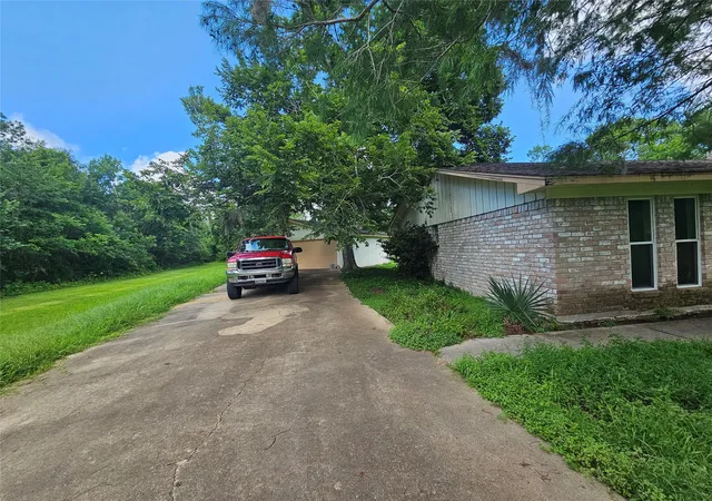 4th image of 132 Otter Trl, Lake Jackson, TX 77566 | MLS# 18717250