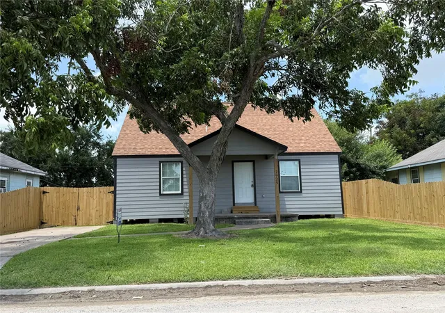 22nd image of 2925 17th St, Port Arthur, TX 77642 | MLS# 14460372