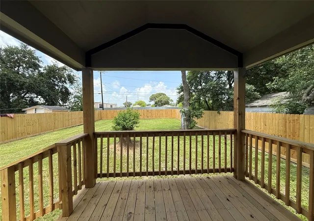 4th image of 2925 17Th St, Port Arthur, TX 77642 | MLS# 14460372