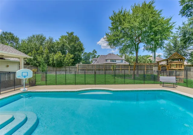 4th image of 40519 Manor Dr, Magnolia, TX 77354 | MLS# 63769590