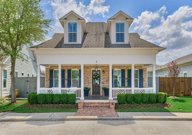 Photo 1 of Single family home for sale at 7 Bowers Pine Ct, Spring, TX 77389 | MLS# 10669447 | Listing updated on 2026-09-13