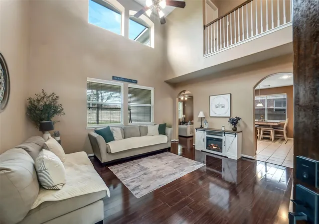 Photo 2 of Sale Pending at 26342 Longview Crk Dr, Katy, TX 77494 | MLS# 56048446 | Listing updated on 2026-09-07