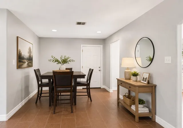Photo 4 of Single family home for sale at 11914 Meadowfair St, Houston, TX 77076 | MLS# 71736632 | Listing updated on 2026-10-09