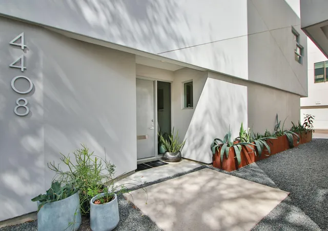 3rd image of 4408 Mount Vernon St, Houston, TX 77006 | MLS# 48399613