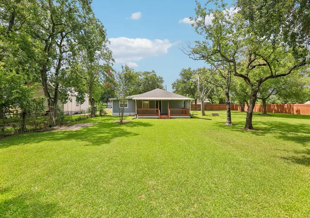 Homes for sale in Texas City, TX | 2606 2Nd Ave N, Texas City, TX 77590 | MLS# 76927546