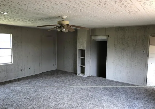 3rd image of 143 N Oak Lee Dr, Onalaska, TX 77360 | MLS# 95517128