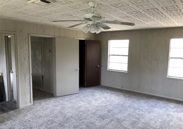 5th image of 143 N Oak Lee Dr, Onalaska, TX 77360 | MLS# 95517128