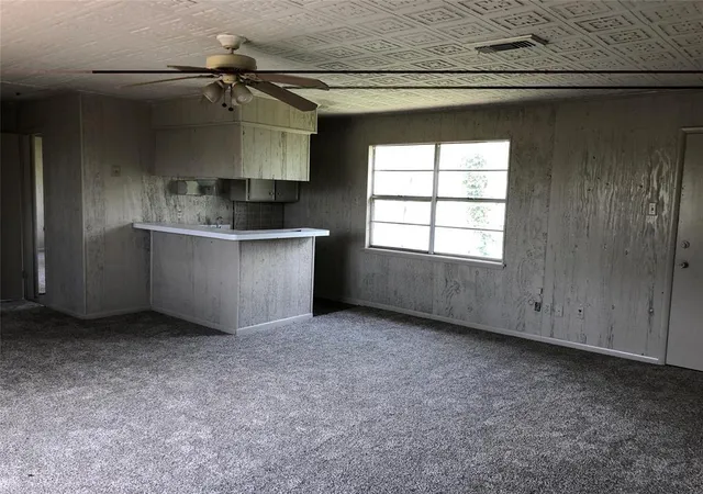 7th image of 143 N Oak Lee Dr, Onalaska, TX 77360 | MLS# 95517128