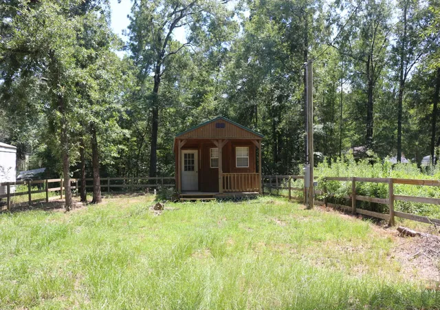 11th image of 175 Cloverdale, Livingston, TX 77351 | MLS# 49598446