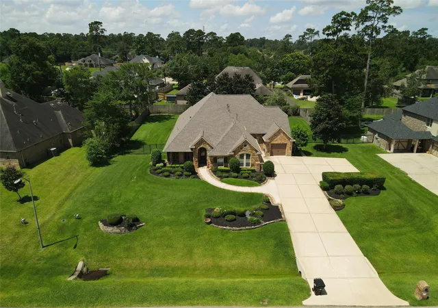 Photo 3 of Sale Pending at 40603 Manor Dr, Magnolia, TX 77354 | MLS# 41850600 | Listing updated on 2026-09-05