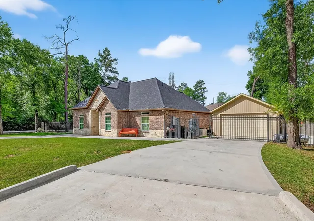 Photo 2 of Single family home for sale at 23519 Crk Wood Dr, Spring, TX 77389 | MLS# 83059322 | Listing updated on 2026-07-09