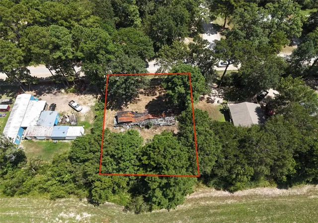 Photo 1 of Sale Pending at 380 William Montgomery Rd, Livingston, TX 77351 | MLS# 66730031 | Listing updated on 2026-08-30