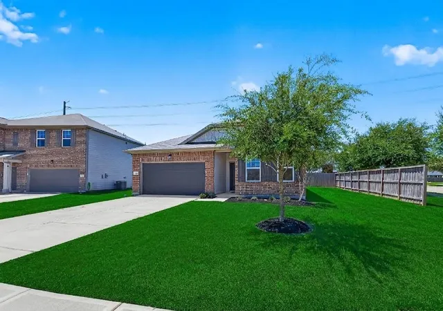 3rd image of 6330 Highland Heights Dr, Richmond, TX 77469 | MLS# 93507436