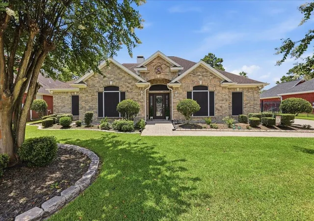 2nd image of 3774 Champions Dr, Beaumont, TX 77707 | MLS# 53882791