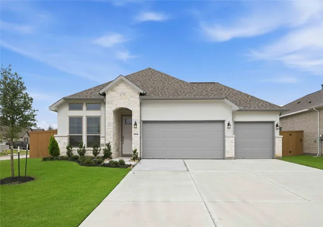 1st image of 2713 Mackinac Bay Dr, La Marque, TX 77568 | MLS# 65546489