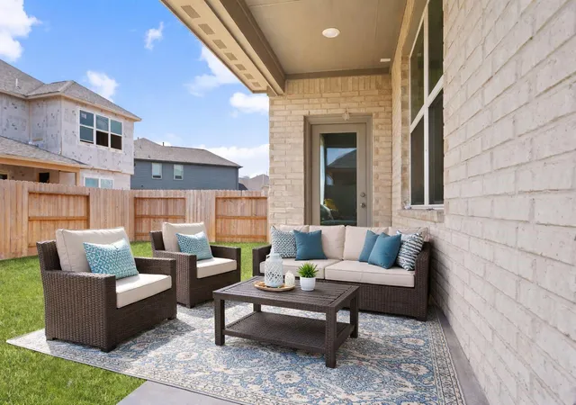 Photo 3 of Single family home for sale at 740 Ocean Palms Dr, Katy, TX 77493 | MLS# 26430536 | Listing updated on 2026-04-08