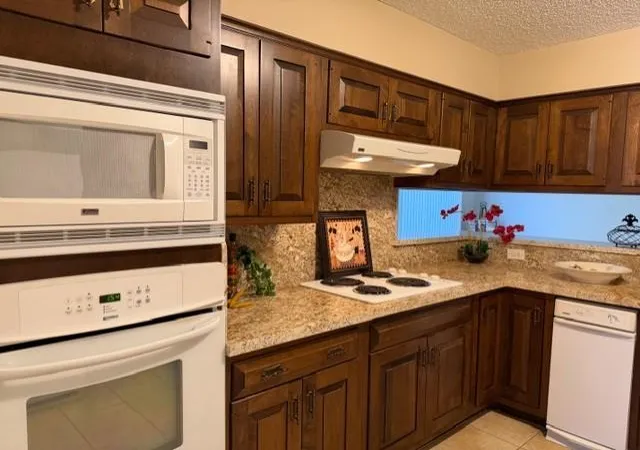 Photo 3 of Single family home for sale at 361 Champions Colony Iii, Houston, TX 77069 | MLS# 55047885 | Listing updated on 2026-09-03