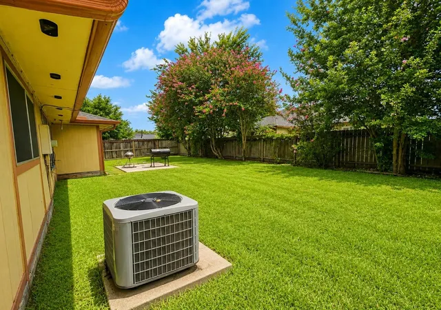 Photo 28 of Single family home for sale at 14102 Twisted Rattan Ln, Houston, TX 77015 | MLS# 65506373 | Listing updated on 2026-09-27