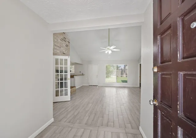 Photo 3 of Single family home for sale at 13923 Ludgate Pass, Houston, TX 77034 | MLS# 81303320 | Listing updated on 2025-11-28