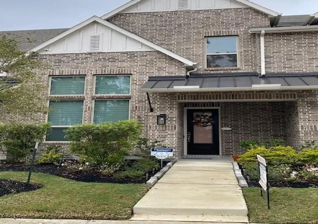 Photo 1 of Townhouse for sale at 523 Cypress Valley Ave, Montgomery, TX 77316 | MLS# 37669389 | Listing updated on 2026-06-02